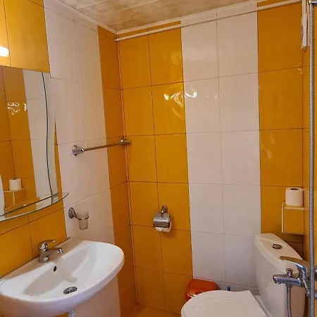 Sineva Πανσιόν Ράβντα