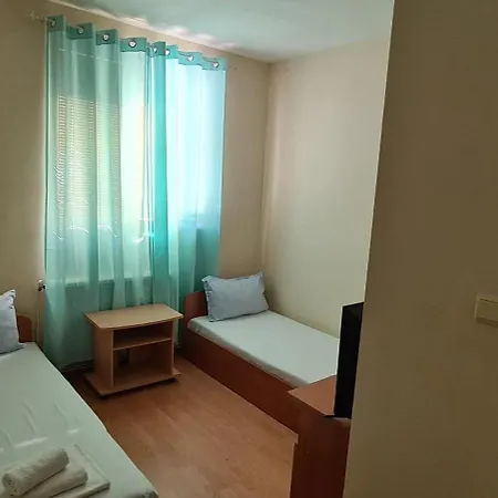 Sineva Πανσιόν Ράβντα