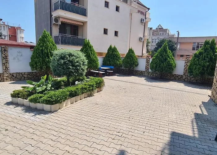 Sineva Guest house Ravda